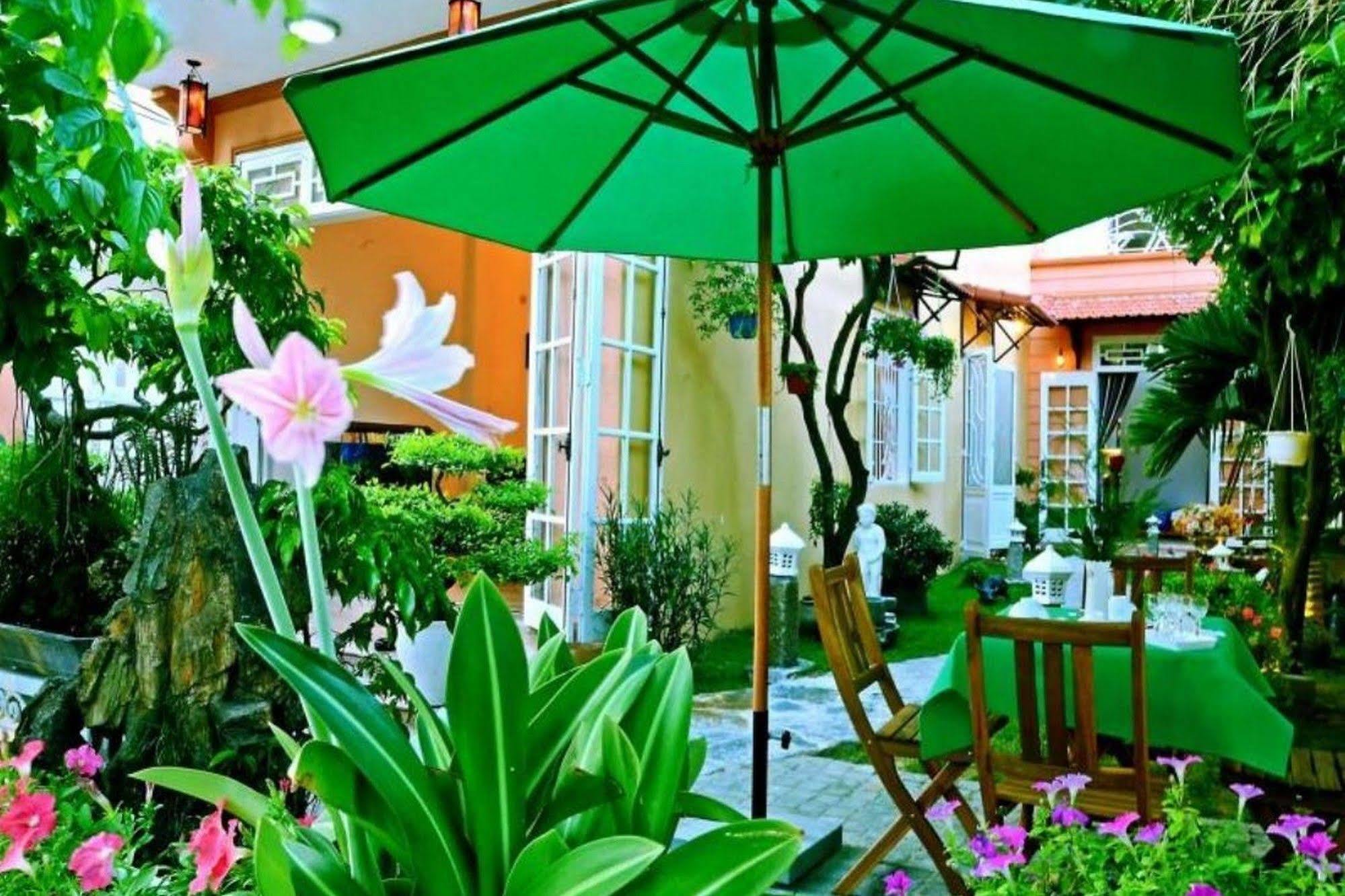 Green Garden Homestay Хойан Экстерьер фото
